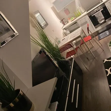Trocera Apartment *